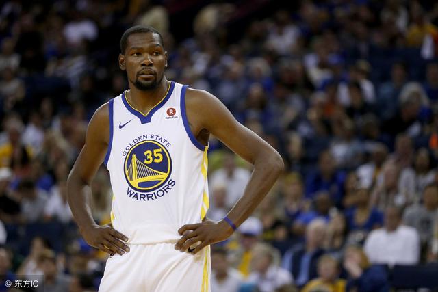 哈登12+6+16库里26分 快船险胜终结勇士3连胜