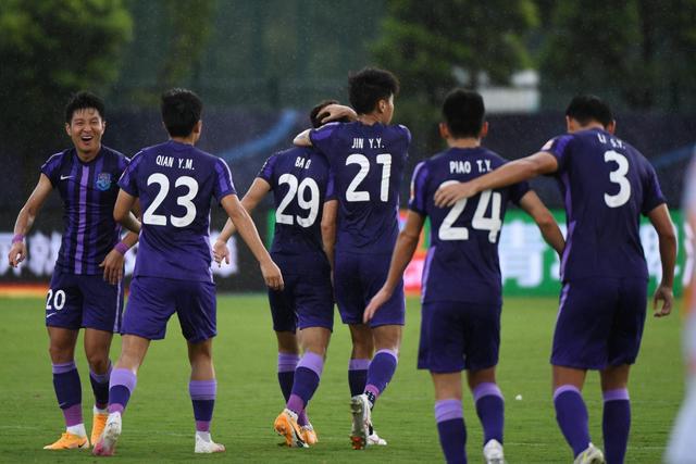 巴萨提出听证会申请 确保奥尔莫和维克托1月注册