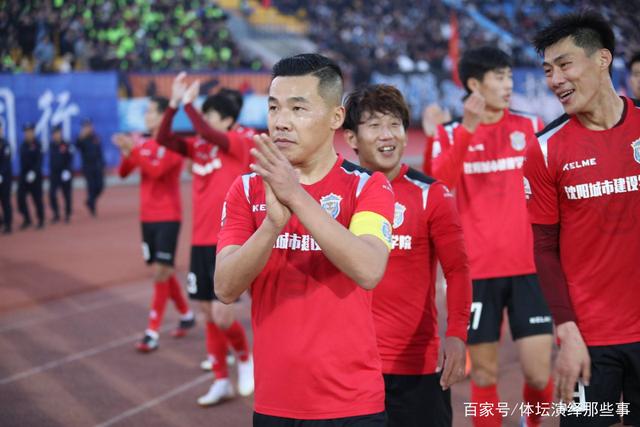 欧冠-萨拉赫点射制胜 利物浦6连胜提前晋级16强